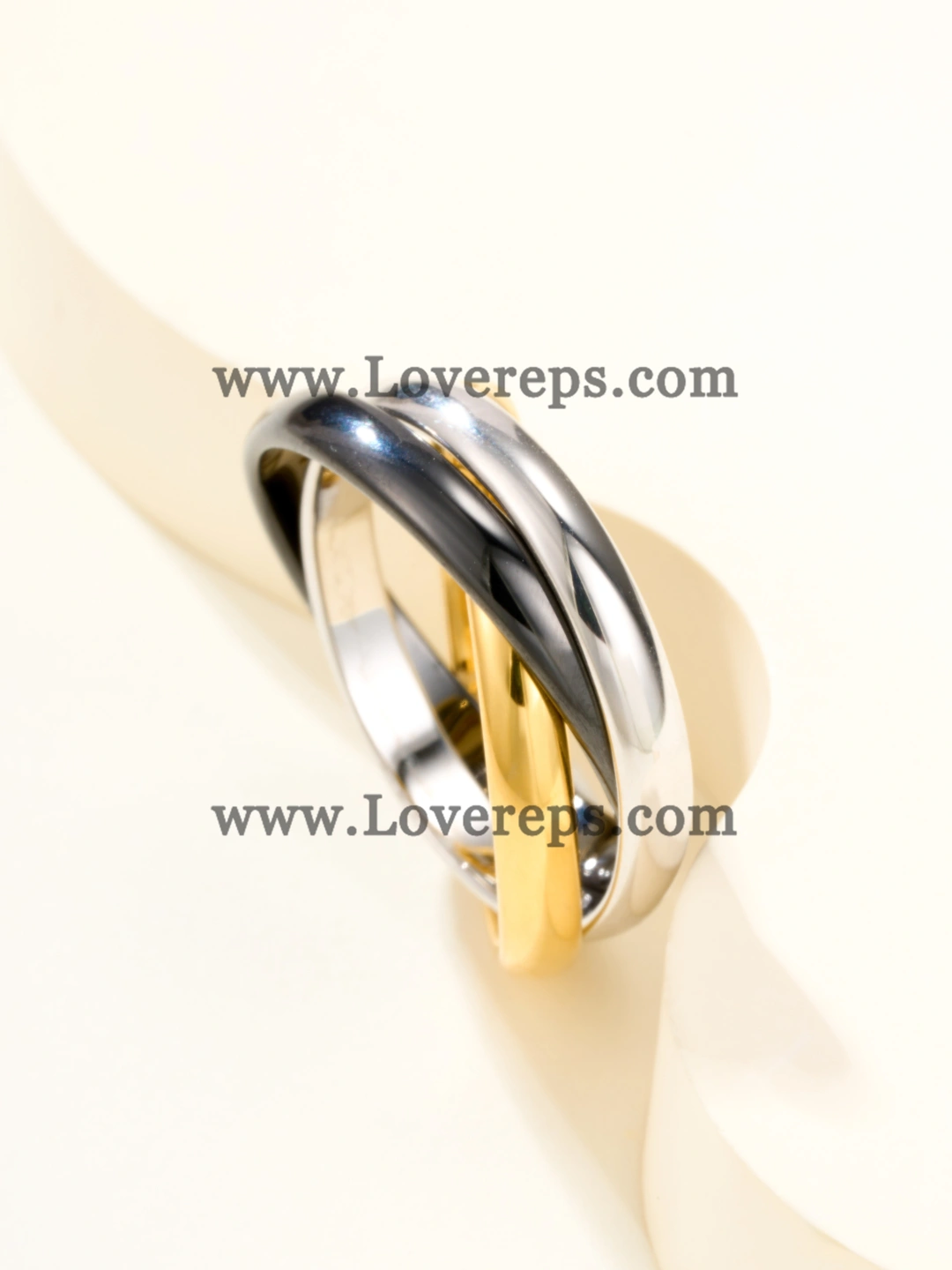 Cartier Trinity Ring with Ceramic Classic Model