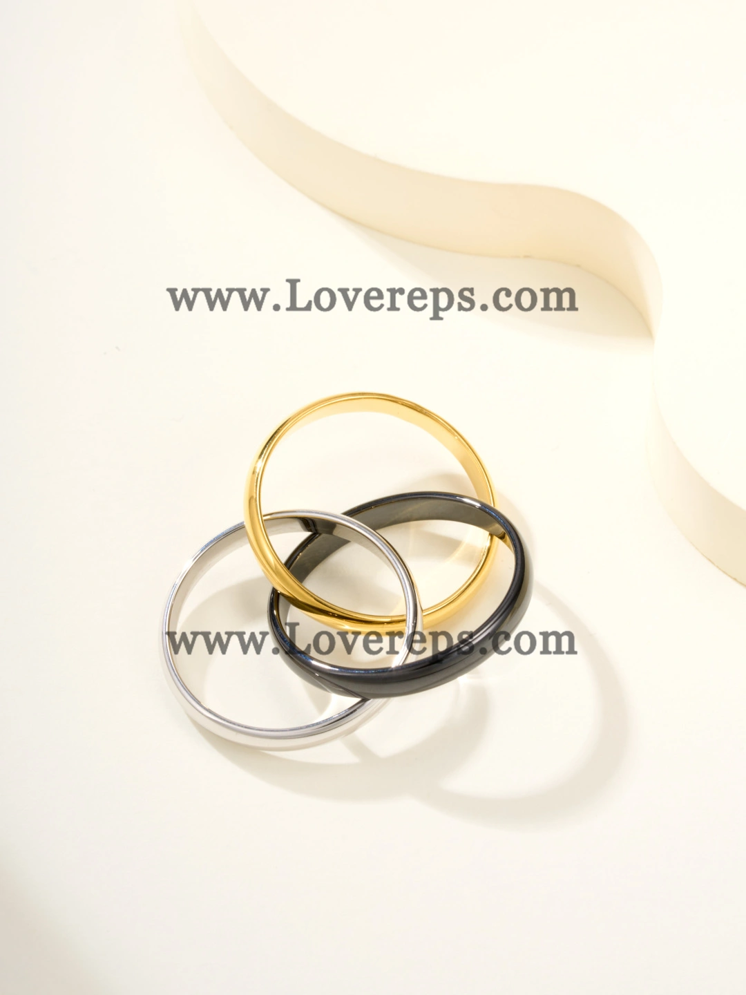 Cartier Trinity Ring with Ceramic Classic Model