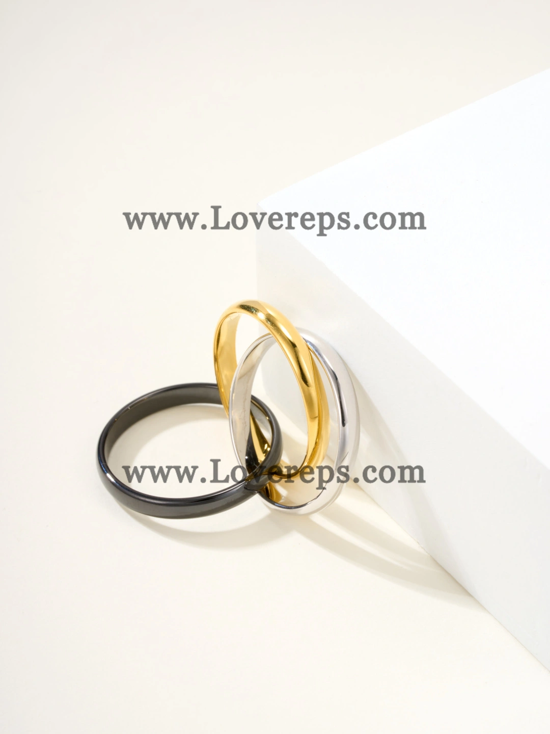 Cartier Trinity Ring with Ceramic Classic Model