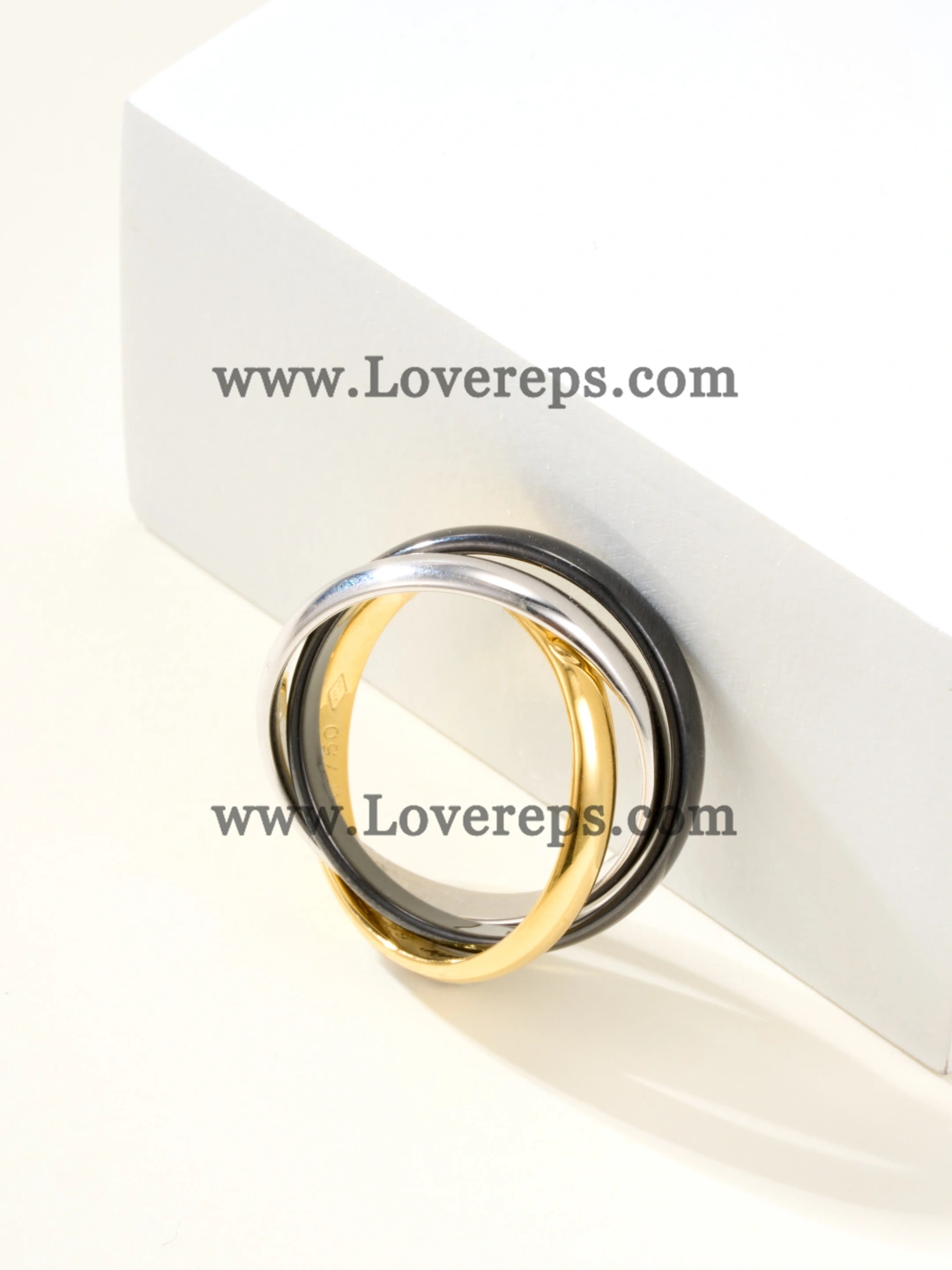 Cartier Trinity Ring with Ceramic Classic Model