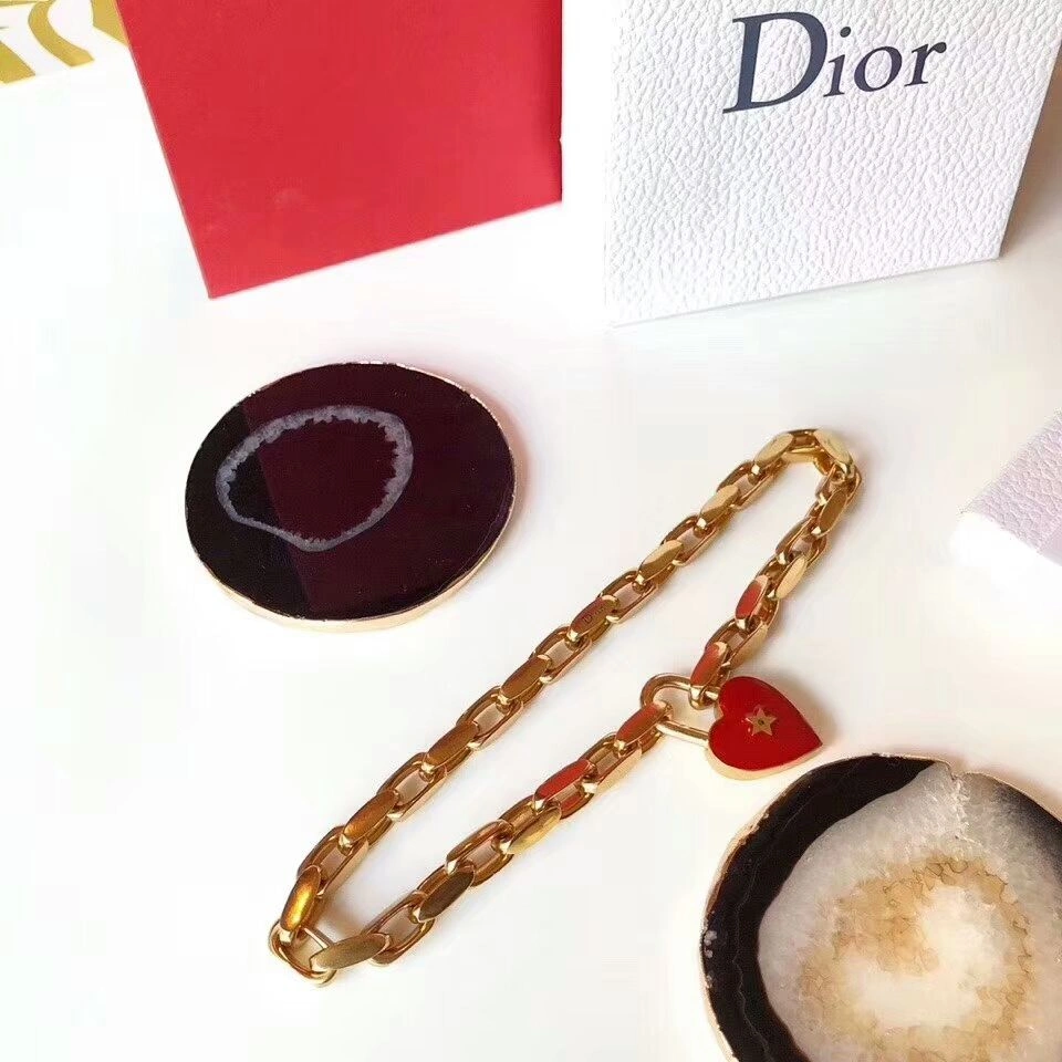 Celebrity Style Dior Dioramour Womens Red Drop-shaped Retro Brass Lucky Locket Fake Necklace N0991DMRLQ_D911