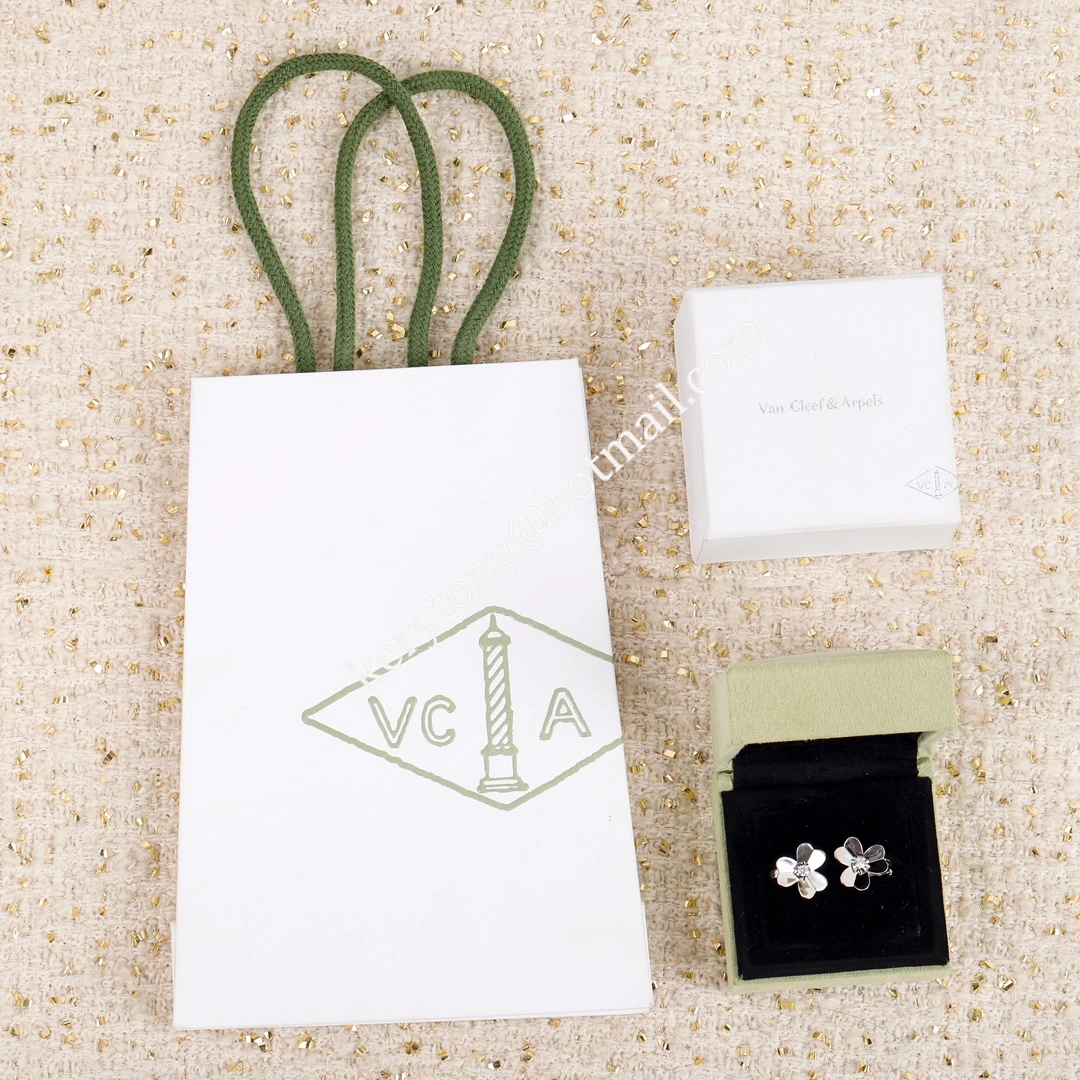 Celebrity Style Van Cleef Arpels Frivole Small Earrings White Gold With Diamond In Paris Replica