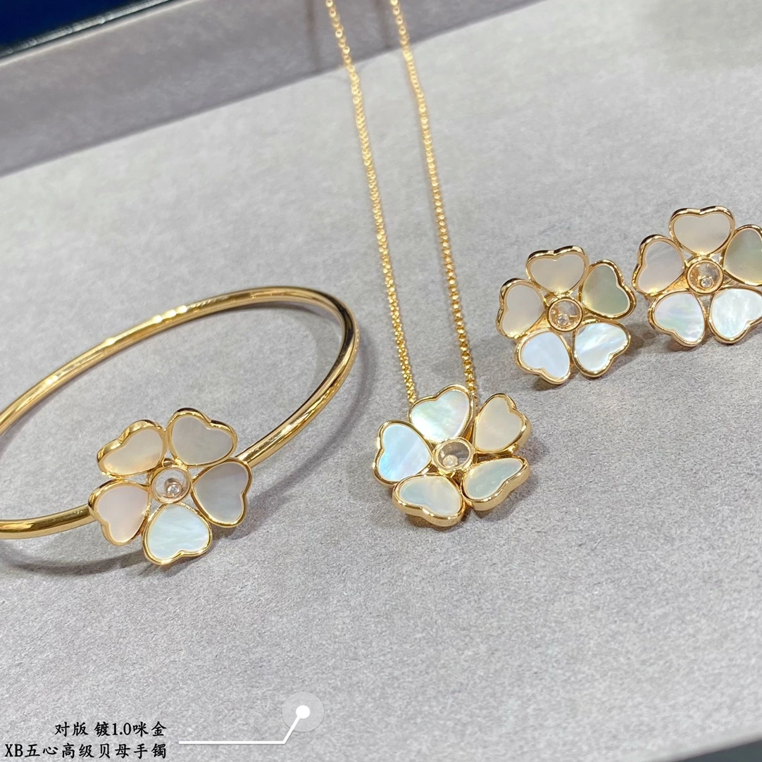 Chopard Happy Flowers Bangle Ethical Rose Gold With Diamond Red and Mother-of-Pearl