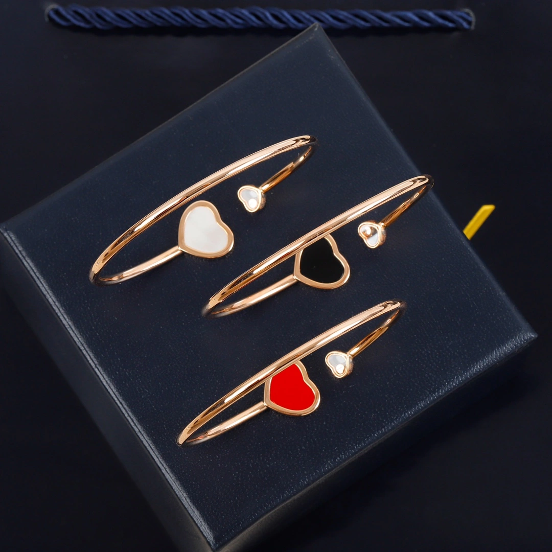 Chopard Happy Hearts Bangle Champagne Gold