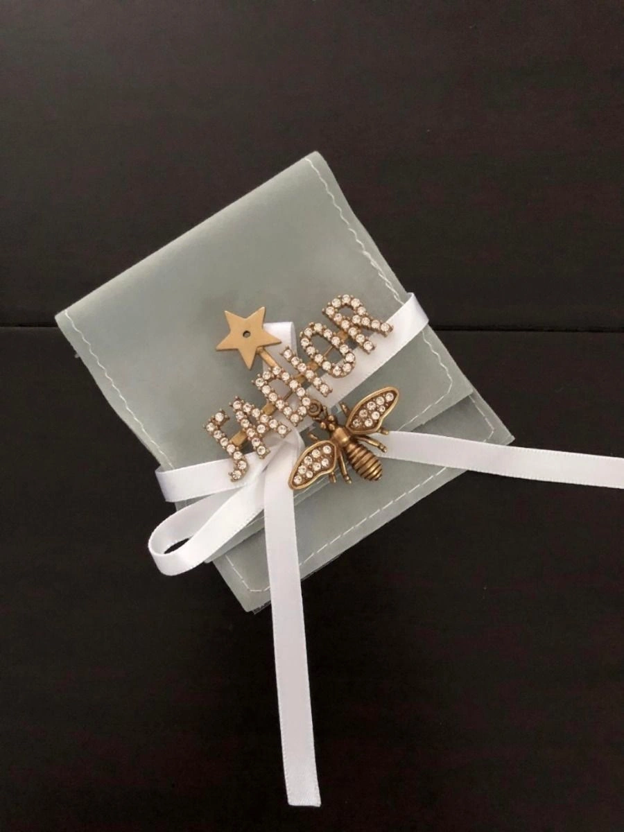 Christian Dior J’Adior Star Charming Bee Retro Brass Logo Motif Diamonds Brooch For Womens Replica V0301ADRCY_D908