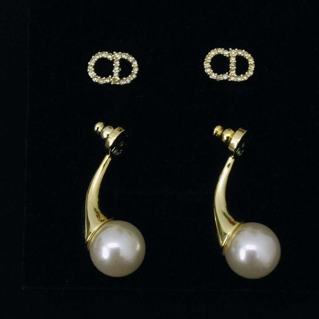 Christian Dior Petit CD White Pearl Pendant Paved Diamonds CD Signature Females Yellow Gold Plated Earrings Online