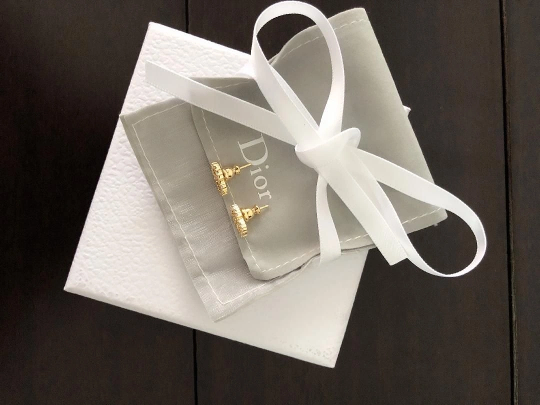 Dior Clair D Lune CD Shaped White Crystal Fashion High End Gold-tone Earrings For Womens E0715CDLCY_D301