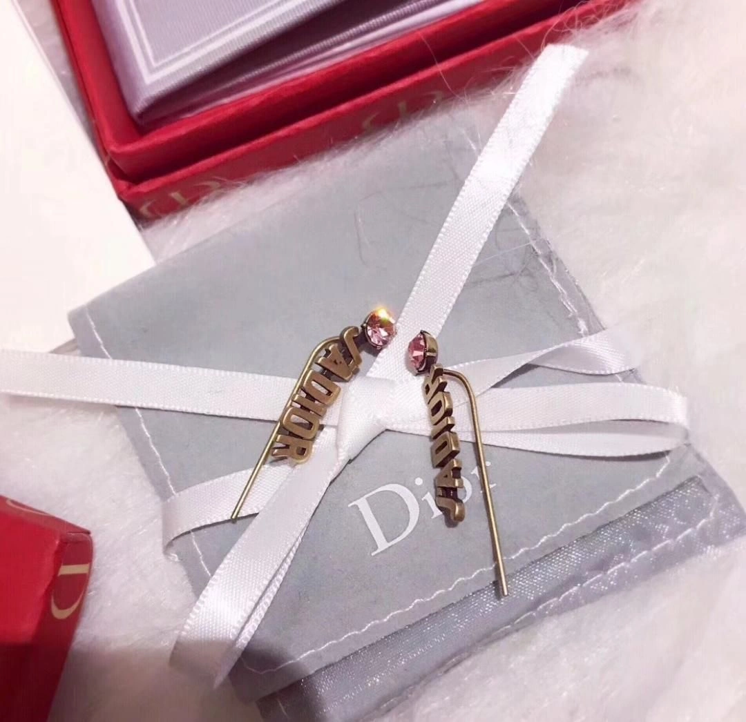 Dior J’Adior Boucles D’oreilles Pink Crystal Retro Brass Logo Motif Ladies Clip Earrings For Sale