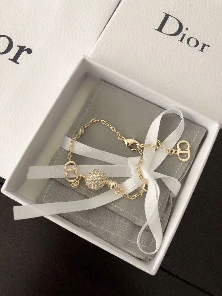 Dior La petite Tribale Womens Gold-plated CD Style Ball– Pearl Fashion Diamonds Bracelet Replica
