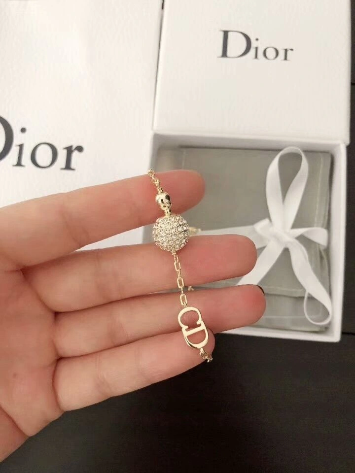 Dior La petite Tribale Womens Gold-plated CD Style Ball– Pearl Fashion Diamonds Bracelet Replica