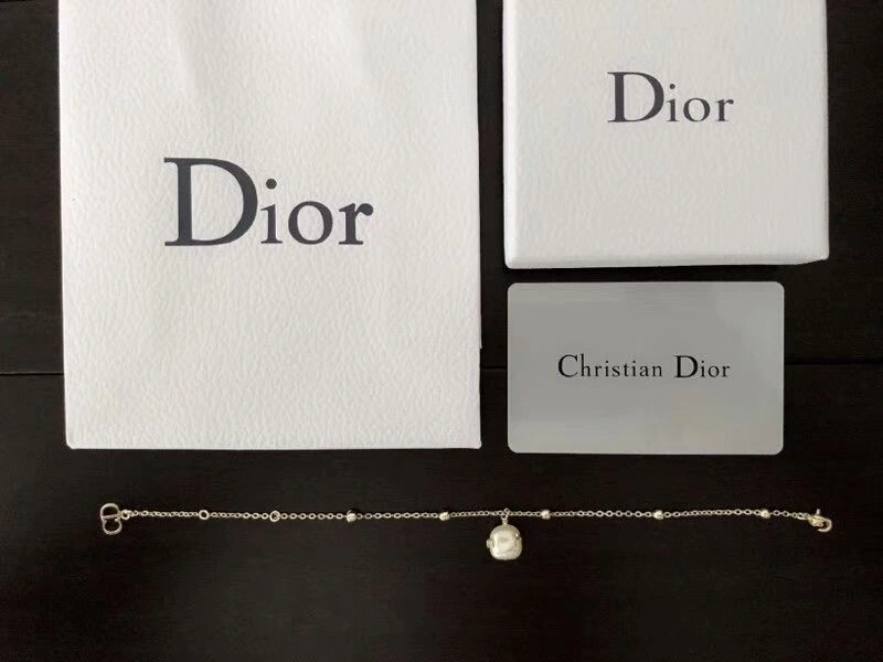 Dior Perles de D??sir White Pearl Paved Bee Pendant Ladies Gold-Plated CD Bracelet Malaysia B0904PDSFW_D301