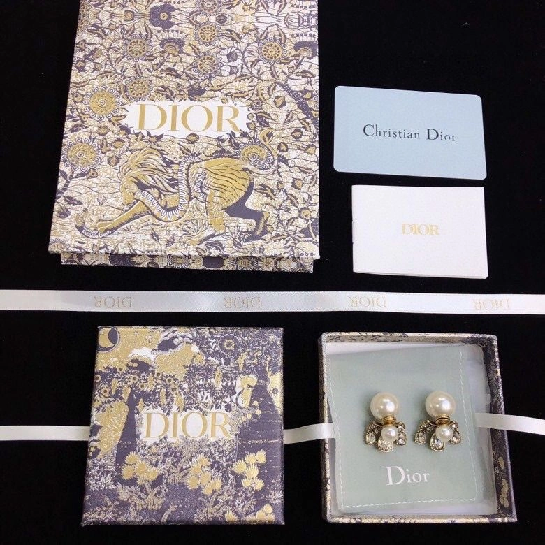 Dior Water Drop Diamond Inlay Gold -tone Female White Pearl Earrings Fashion New Style Jewellery Online