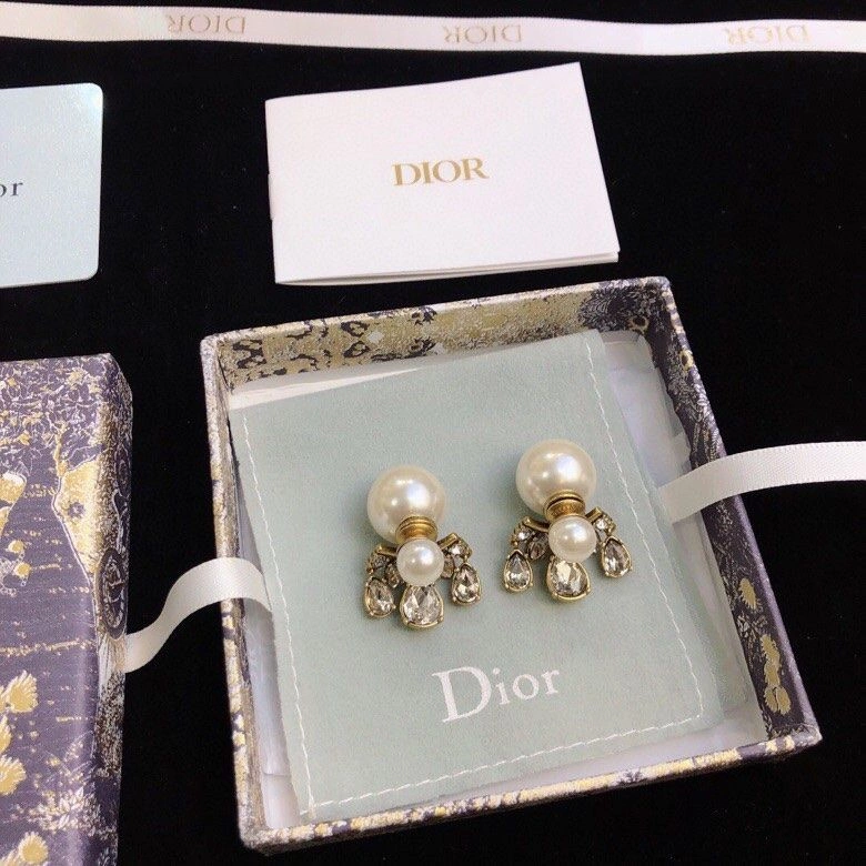 Dior Water Drop Diamond Inlay Gold -tone Female White Pearl Earrings Fashion New Style Jewellery Online