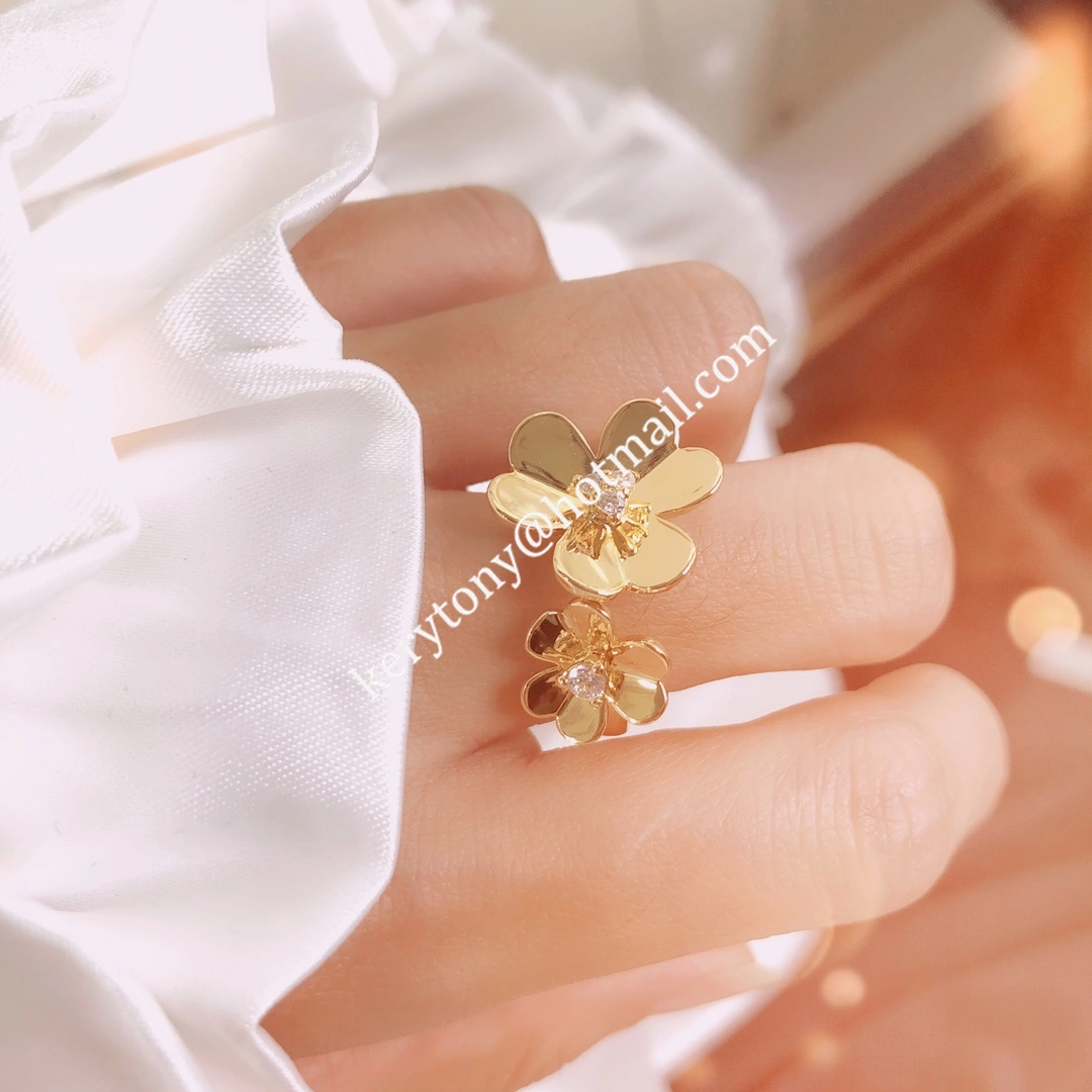 Fake Van Cleef Arpels Frivole Between the Finger Ring Yellow Gold with Diomonds Couple Style