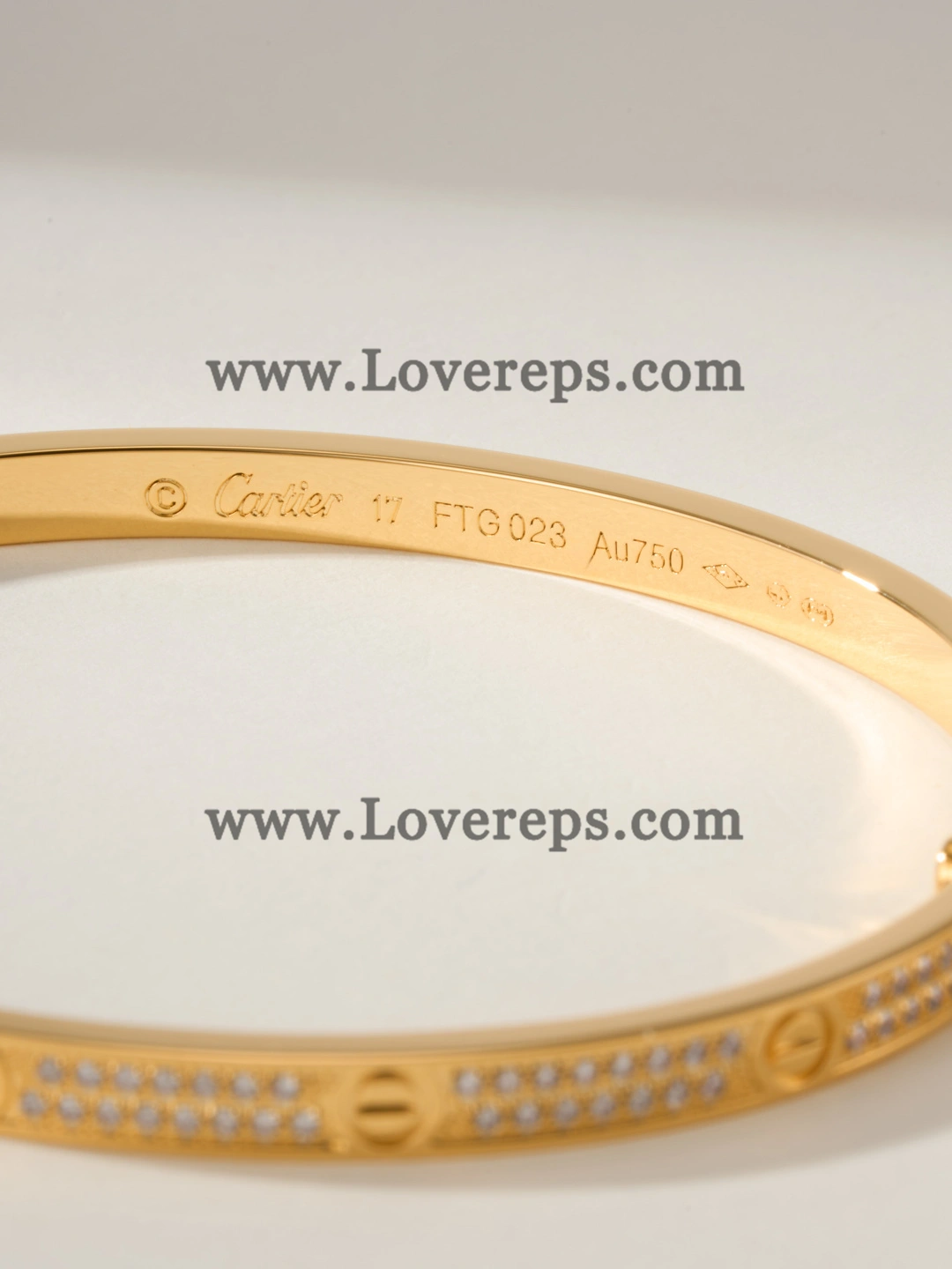Hand-Set) Cartier Love Bracelet Small Model With Pave Diamonds White Gold Yellow Gold Rose Gold