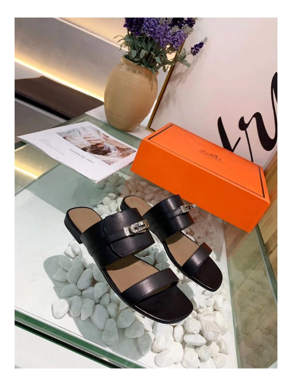 Hermes Avenue Sandals In Black Calfskin