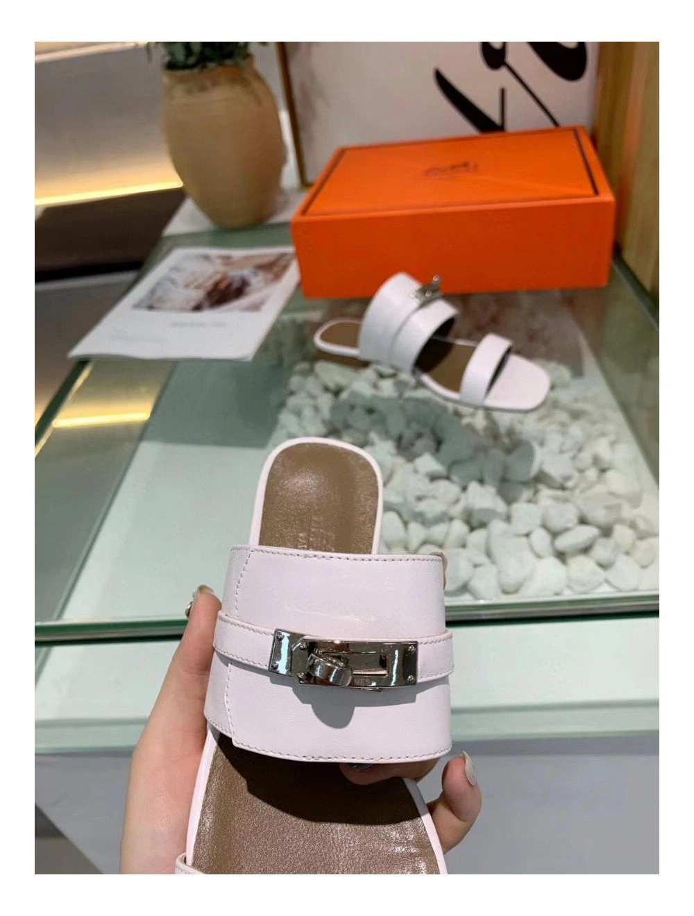 Hermes Avenue Sandals In White Calfskin