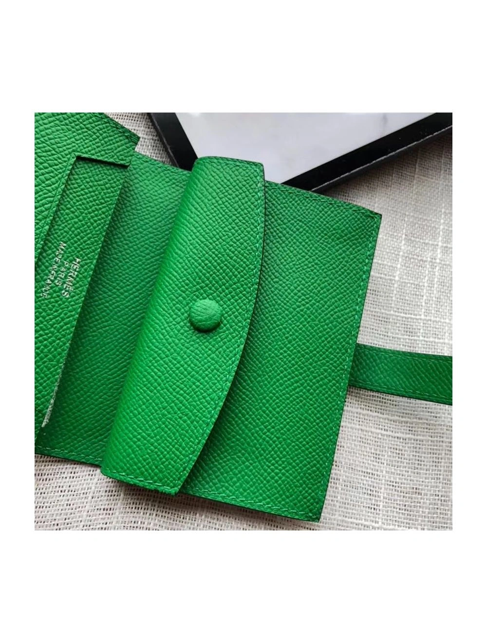 Hermes Bearn Mini Wallet In Bamboo Epsom Leather