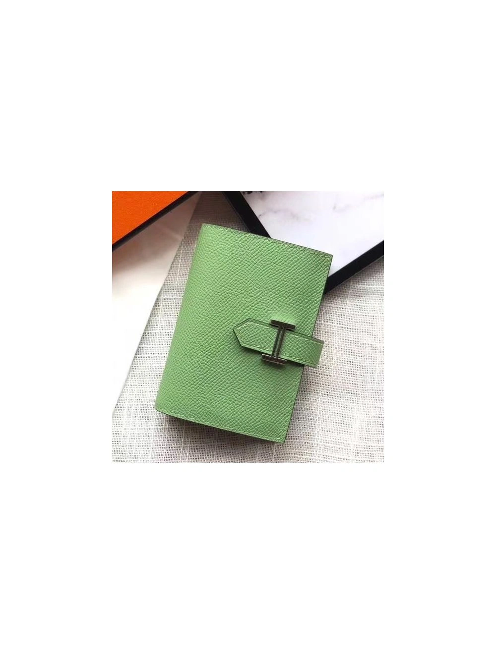 Hermes Bearn Mini Wallet In Vert Criquet Epsom Leather