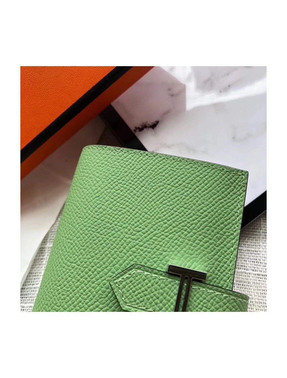 Hermes Bearn Mini Wallet In Vert Criquet Epsom Leather
