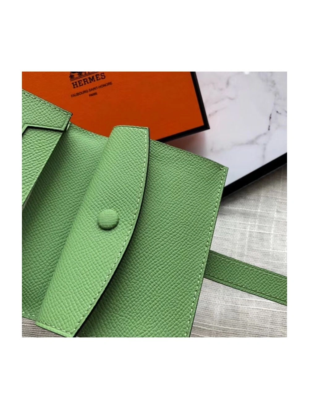 Hermes Bearn Mini Wallet In Vert Criquet Epsom Leather