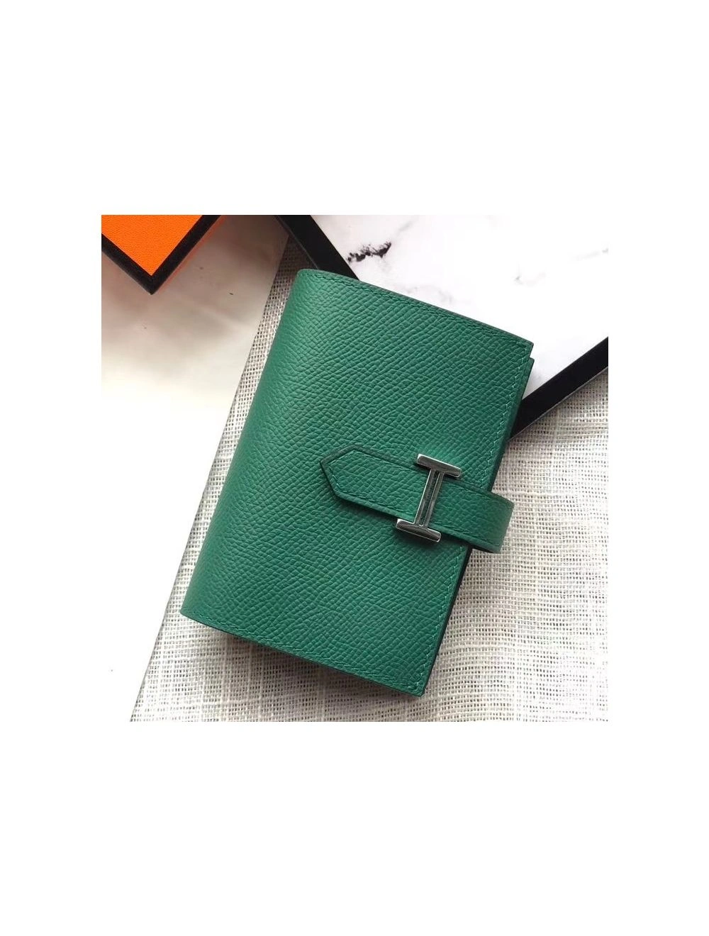 Hermes Bearn Mini Wallet In Vert Vertigo Epsom Leather