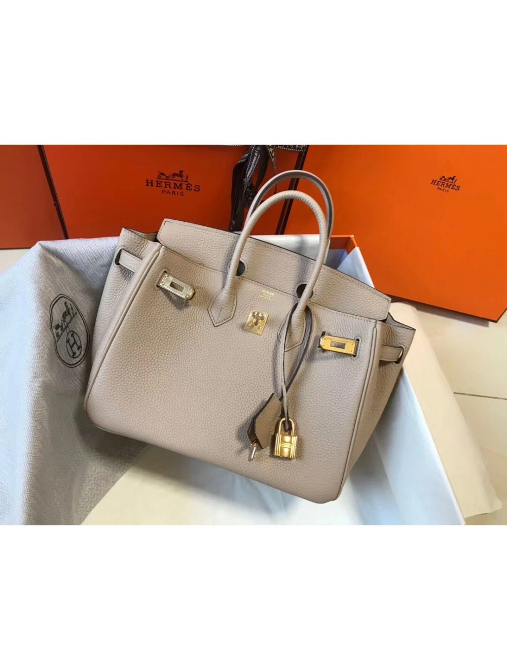 Hermes Birkin 25cm Bag In Beige Clemence Leather GHW