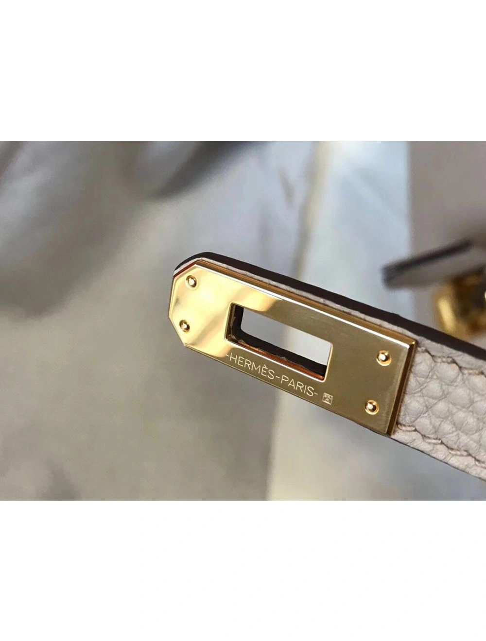 Hermes Birkin 25cm Bag In Beige Clemence Leather GHW