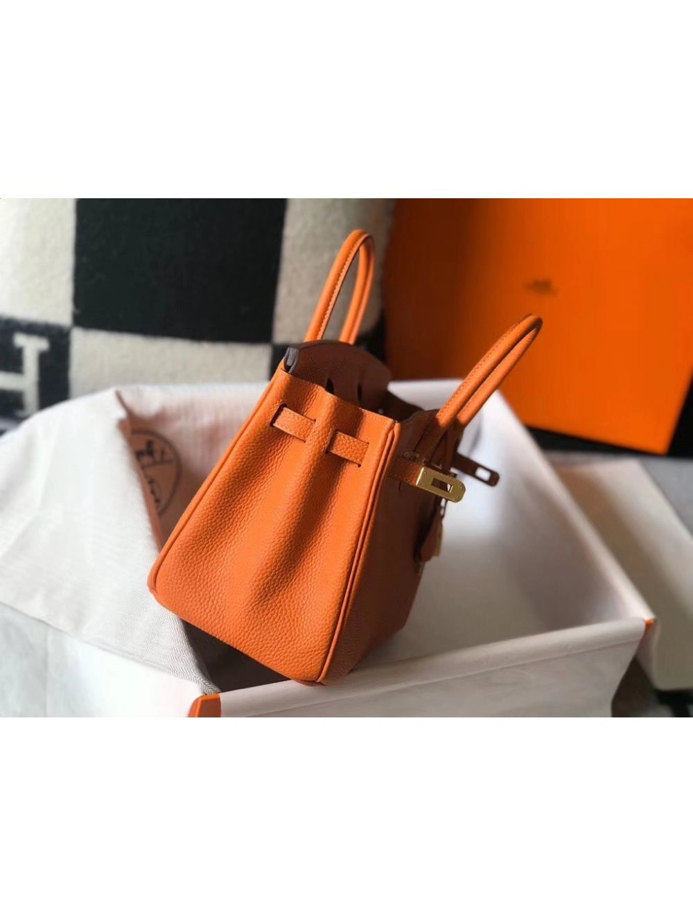 Hermes Birkin 25cm Bag In Orange Clemence Leather GHW
