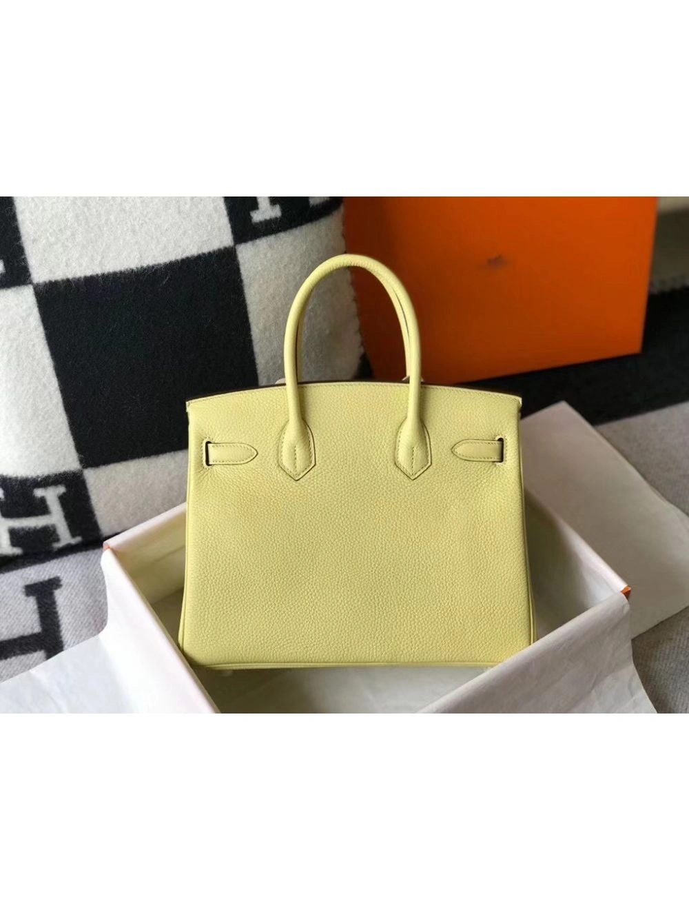 Hermes Birkin 30cm Bag In Jaune Poussin Clemence Leather GHW