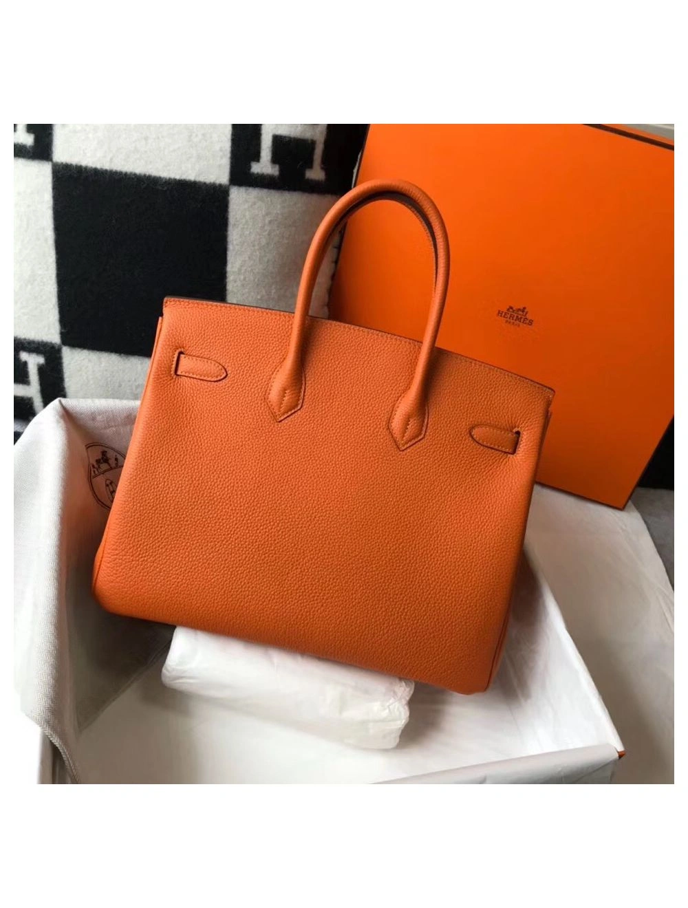 Hermes Birkin 35cm Bag In Orange Clemence Leather GHW