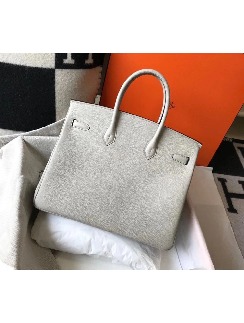 Hermes Birkin 35cm Bag In Pearl Grey Clemence Leather GHW