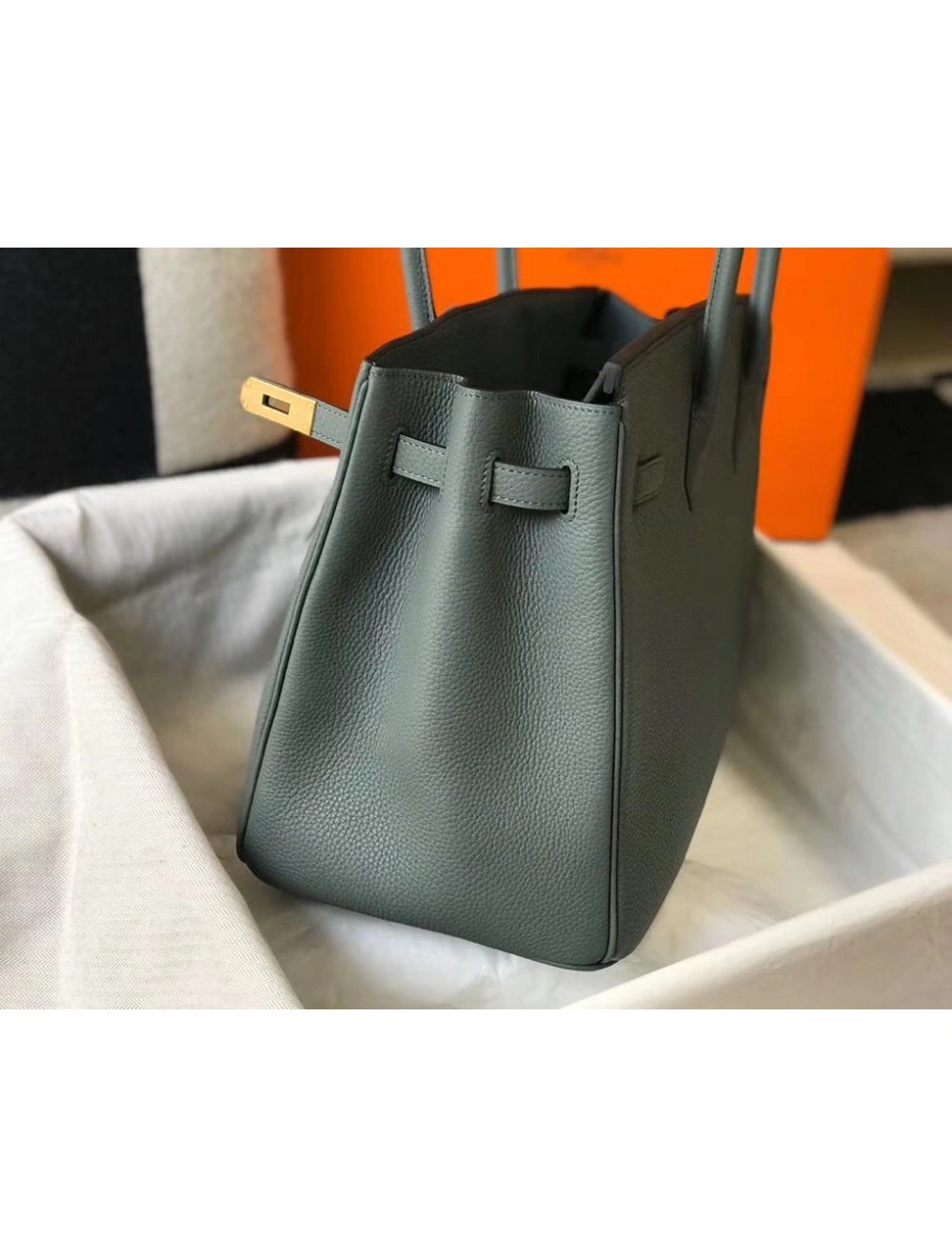 Hermes Birkin 35cm Bag In Vert Amande Clemence Leather GHW