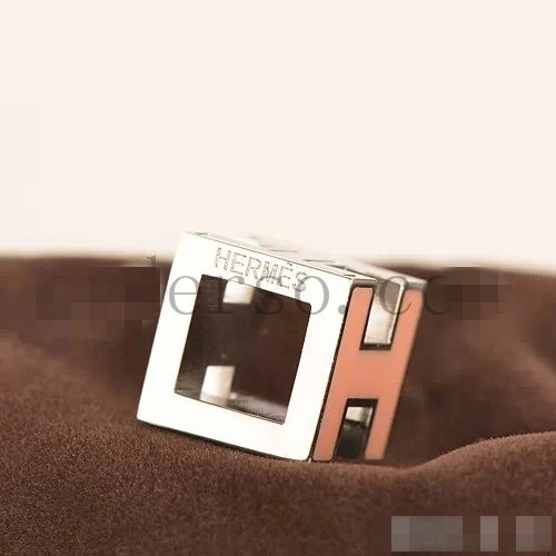 Hermes Cage d’H Necklace Pink in Lacquer With Gold