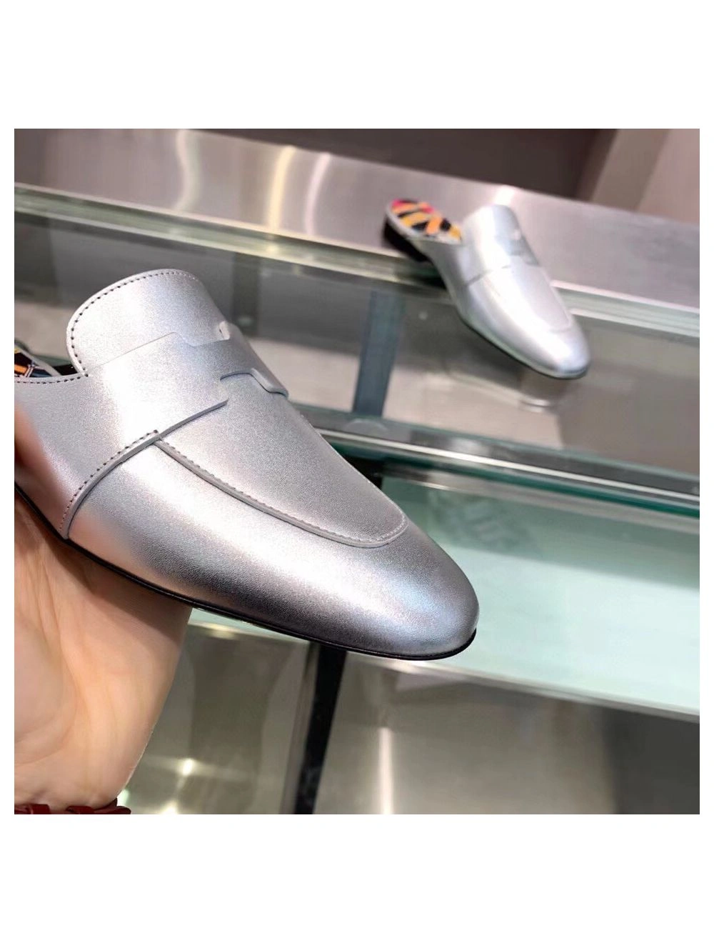 Hermes Catena Mules In Silver Metallic Calfskin