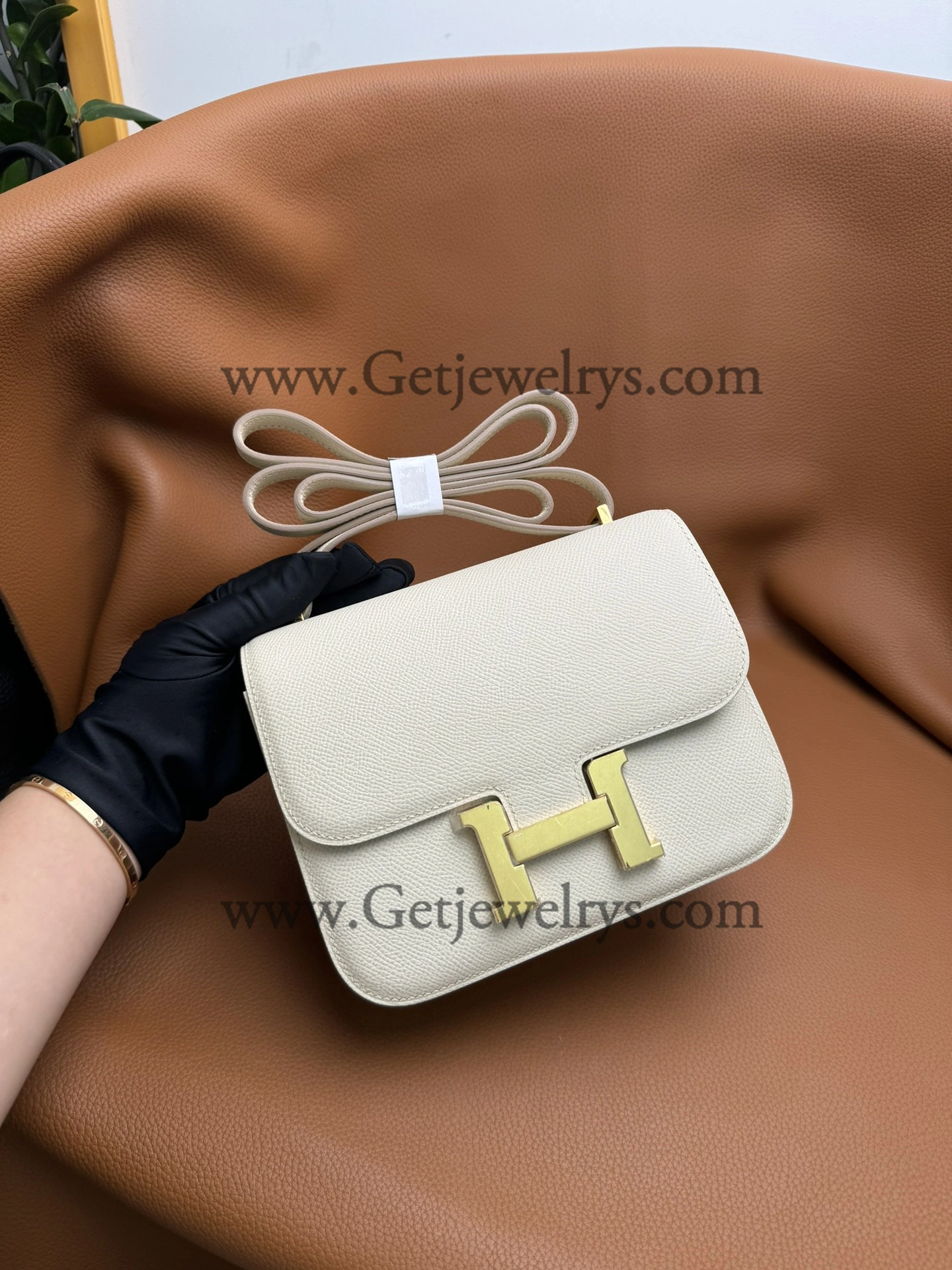 Hermes Constance 18cm White Epsom Leather Bag with Gold Hardware