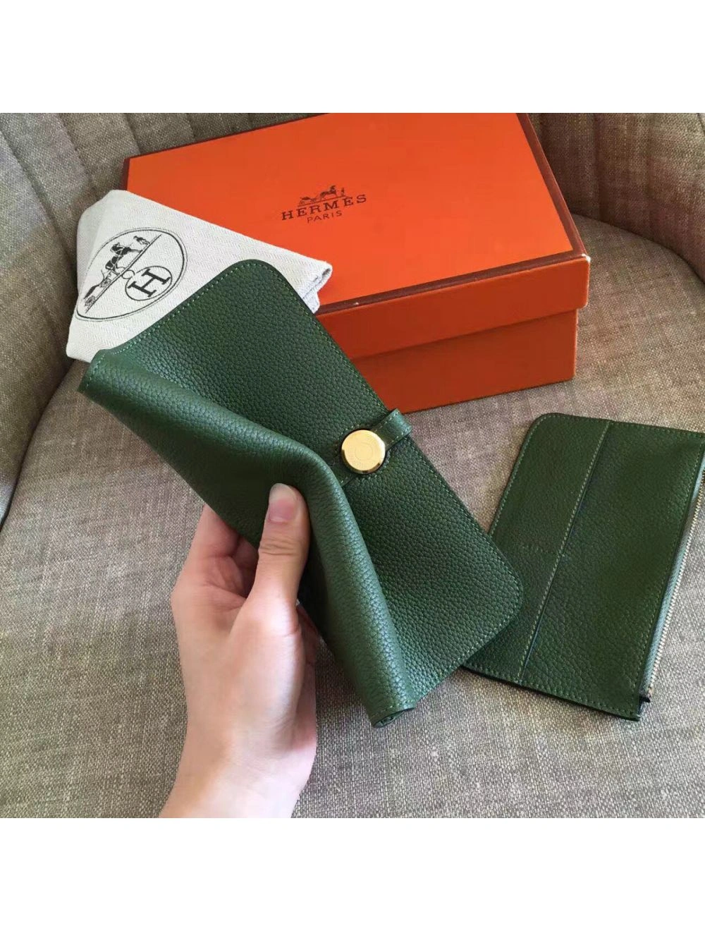 Hermes Dogon Duo Wallet In Green Clemence Leather