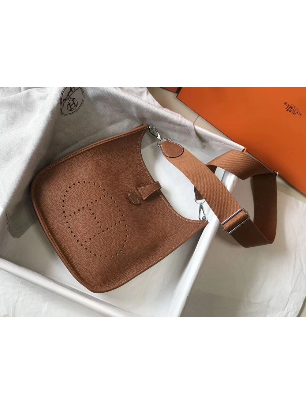 Hermes Evelyne III 29 PM Bag In Gold Clemence Leather