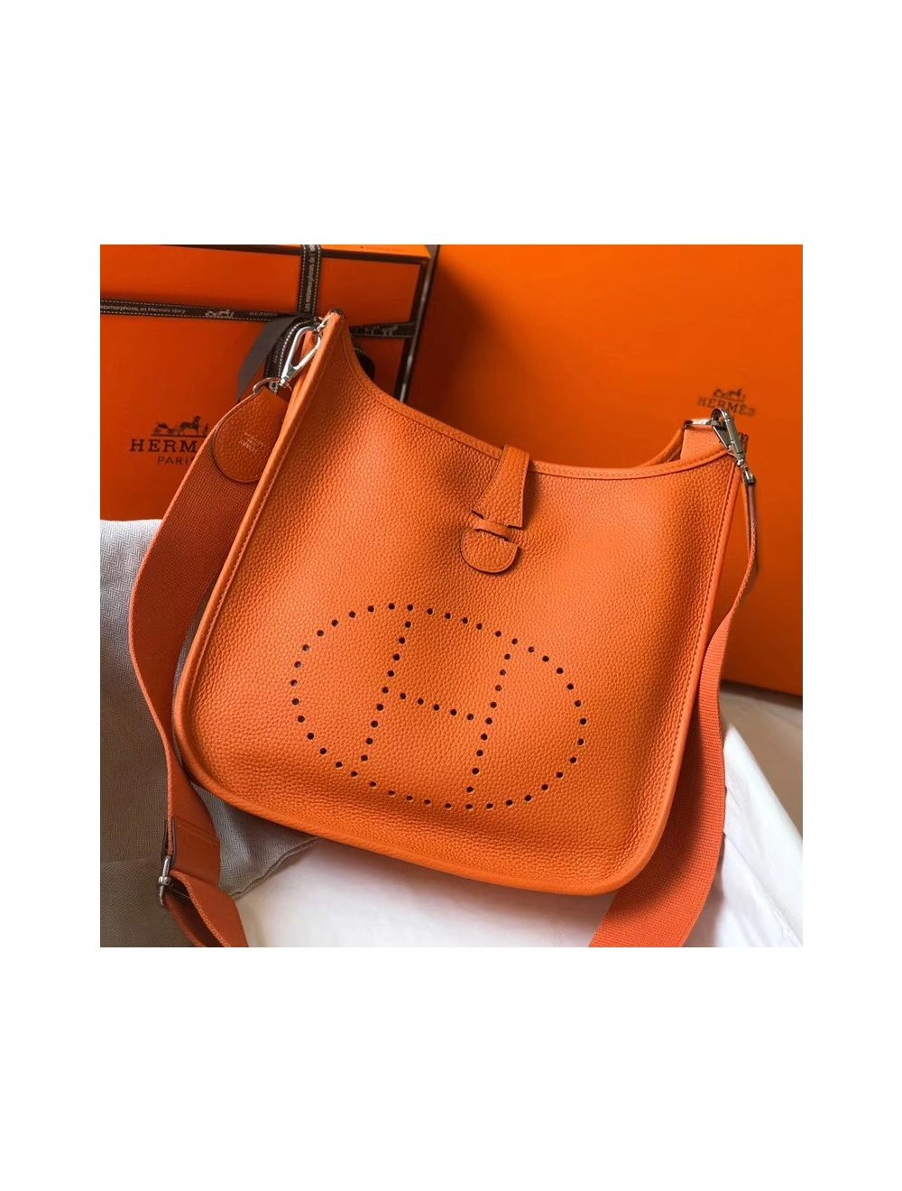 Hermes Evelyne III 29 PM Bag In Orange Clemence Leather