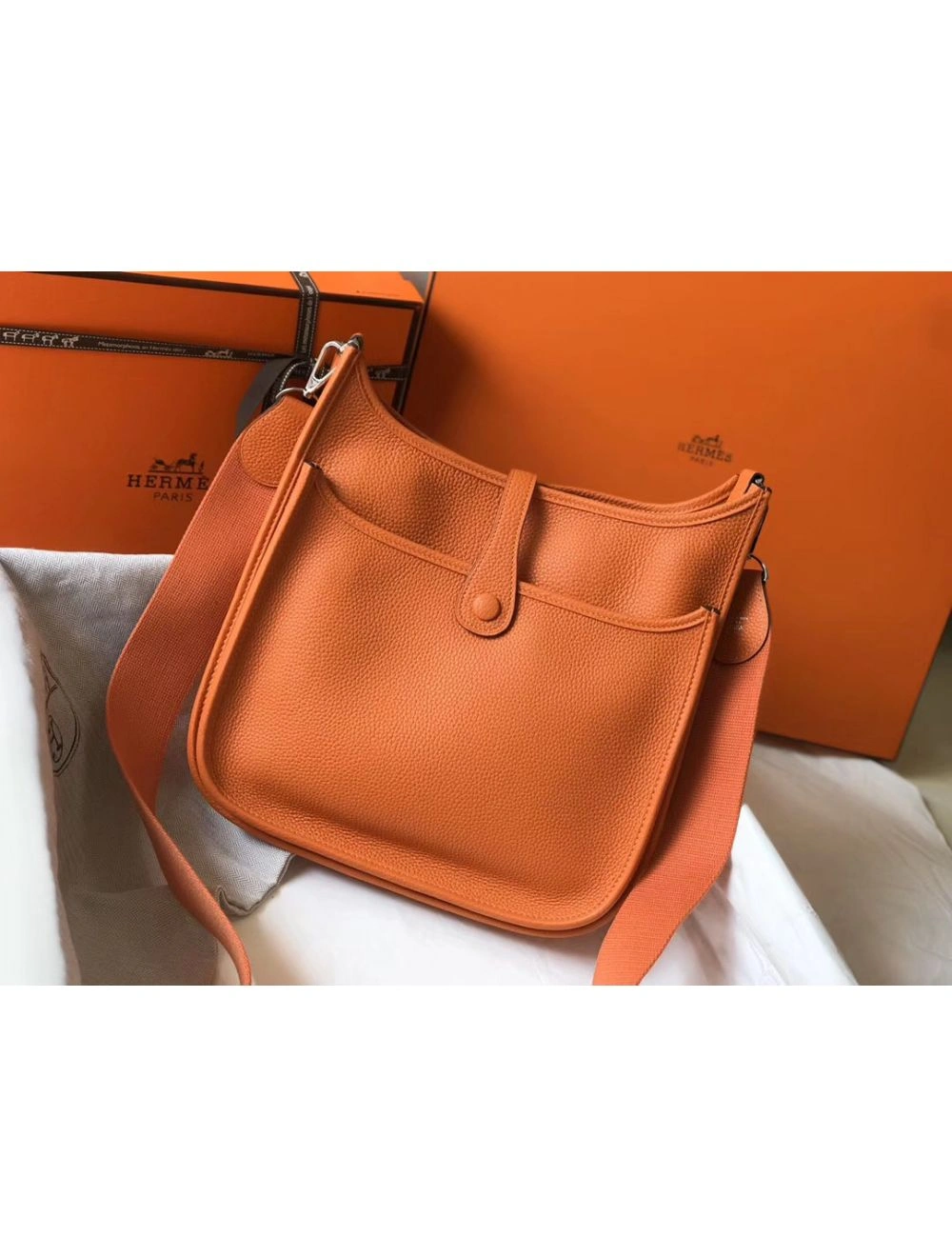 Hermes Evelyne III 29 PM Bag In Orange Clemence Leather