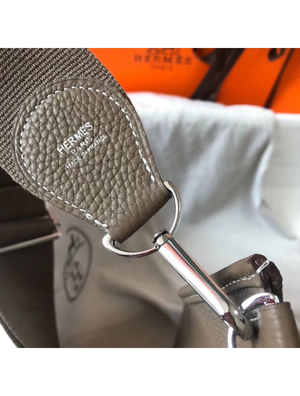 Hermes Evelyne III 29 PM Bag In Taupe Clemence Leather