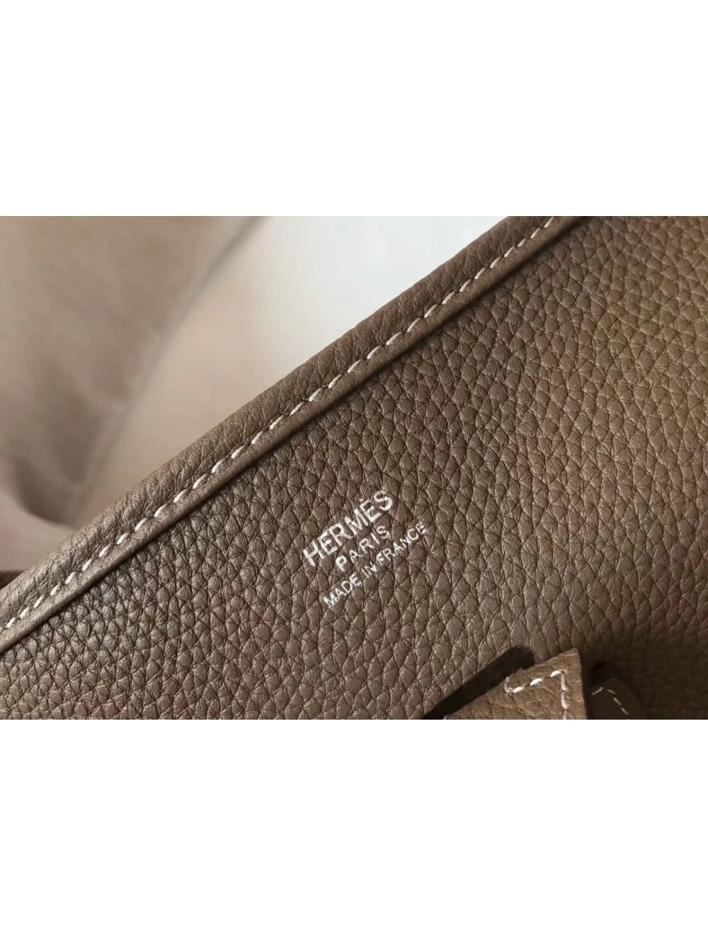 Hermes Evelyne III 29 PM Bag In Tourterelle Clemence Leather