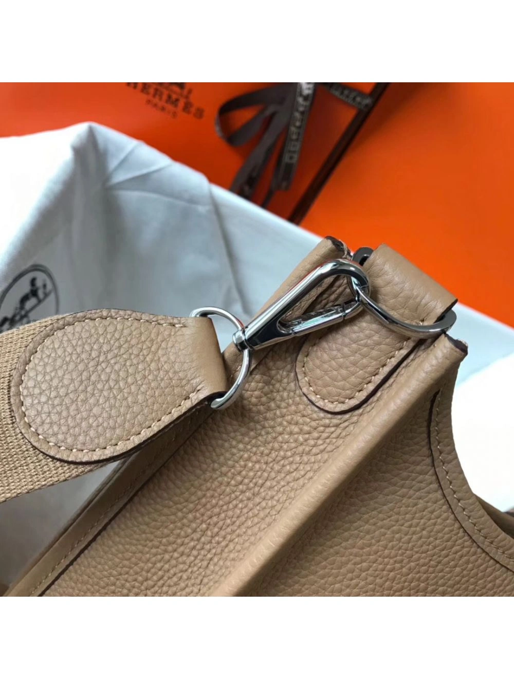 Hermes Evelyne III 29 PM Bag In Trench Clemence Leather