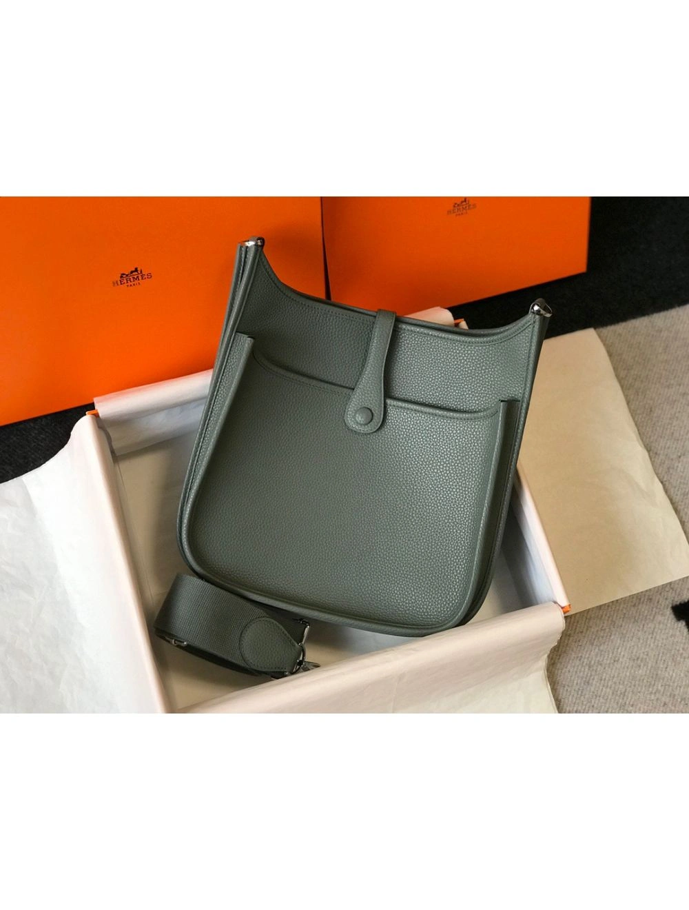 Hermes Evelyne III 29 PM Bag In Vert Amande Clemence Leather