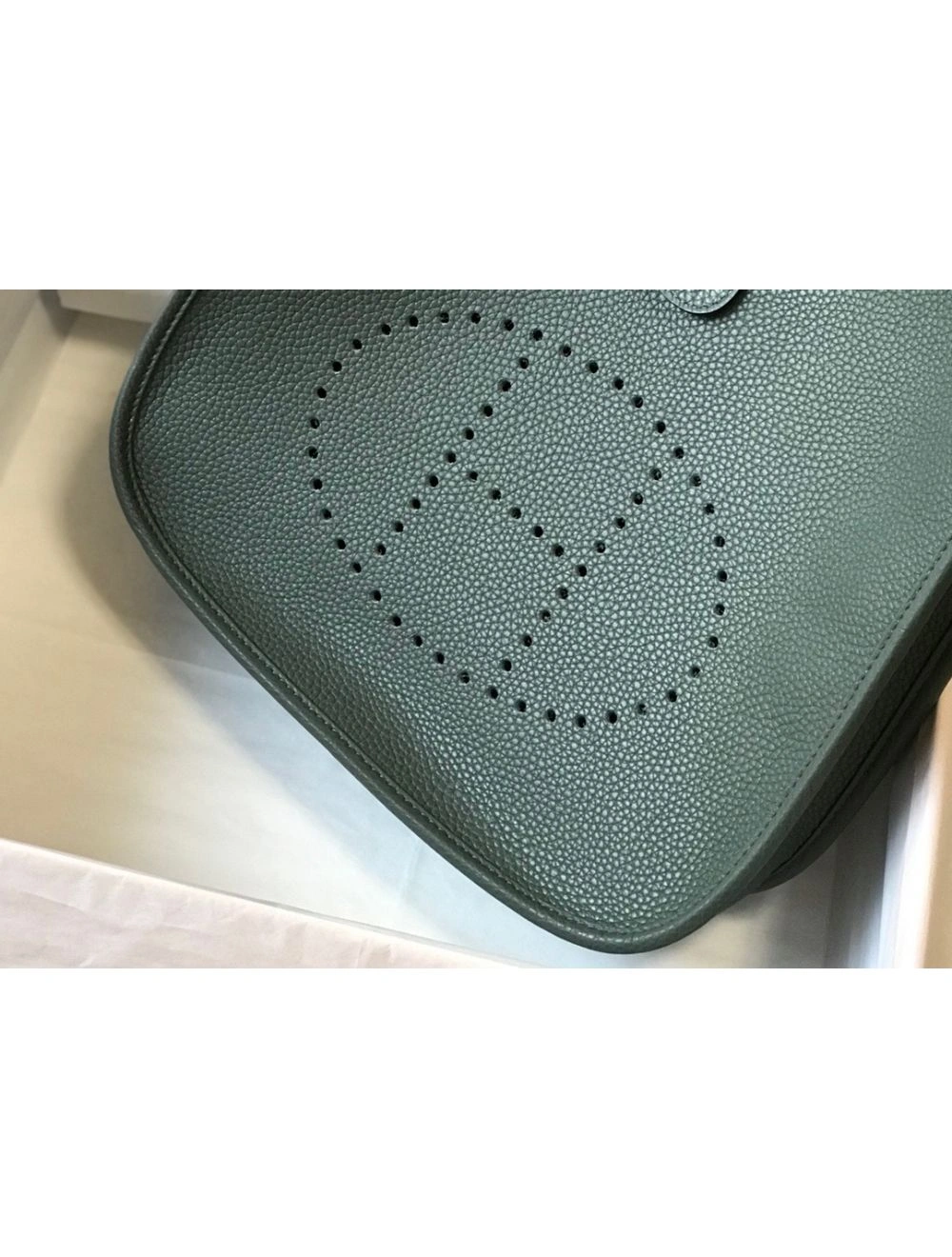 Hermes Evelyne III 29 PM Bag In Vert Amande Clemence Leather