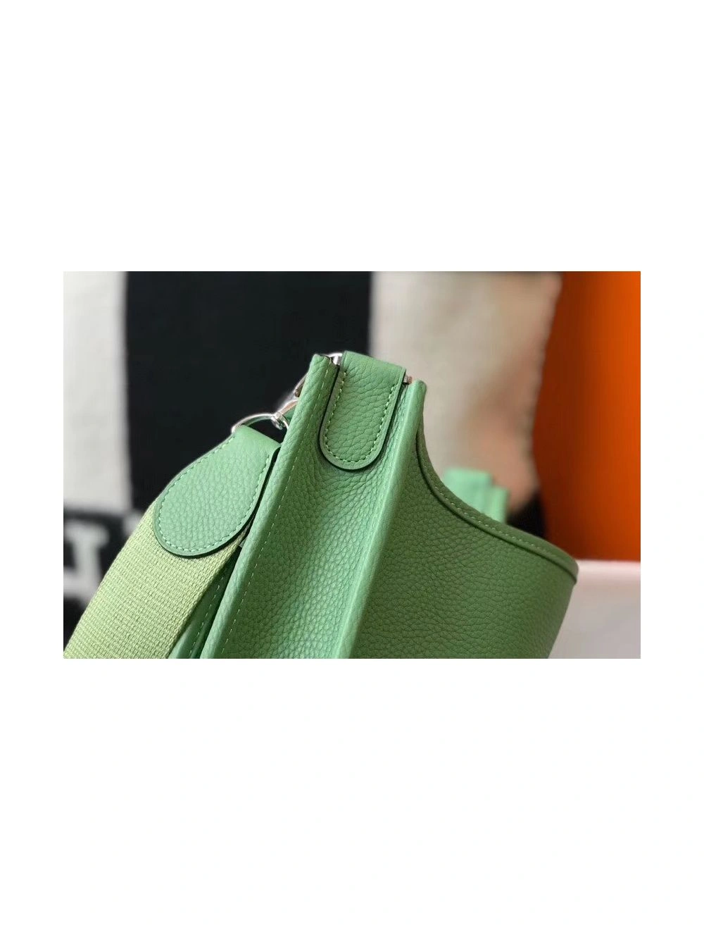 Hermes Evelyne III 29 PM Bag In Vert Criquet Clemence Leather