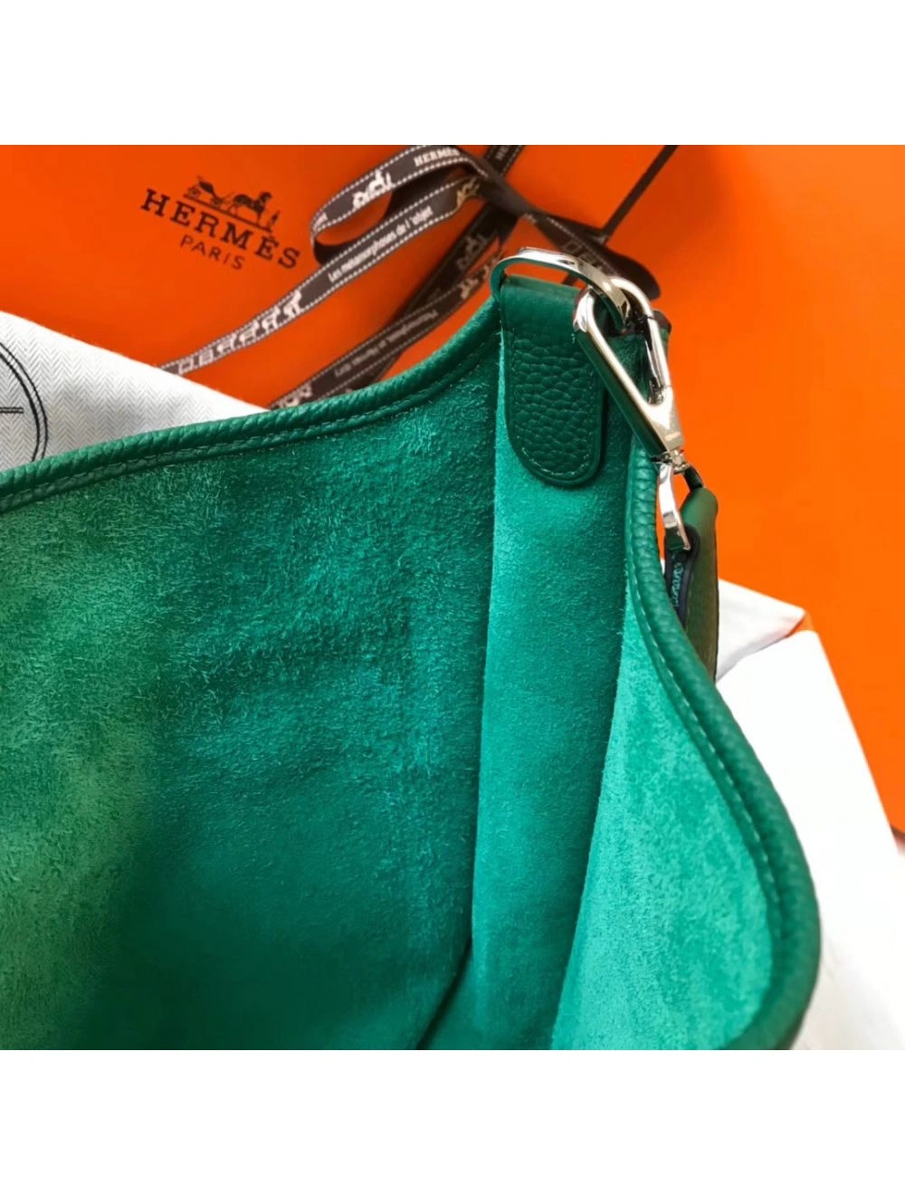 Hermes Evelyne III 29 PM Bag In Vert Vertigo Clemence Leather