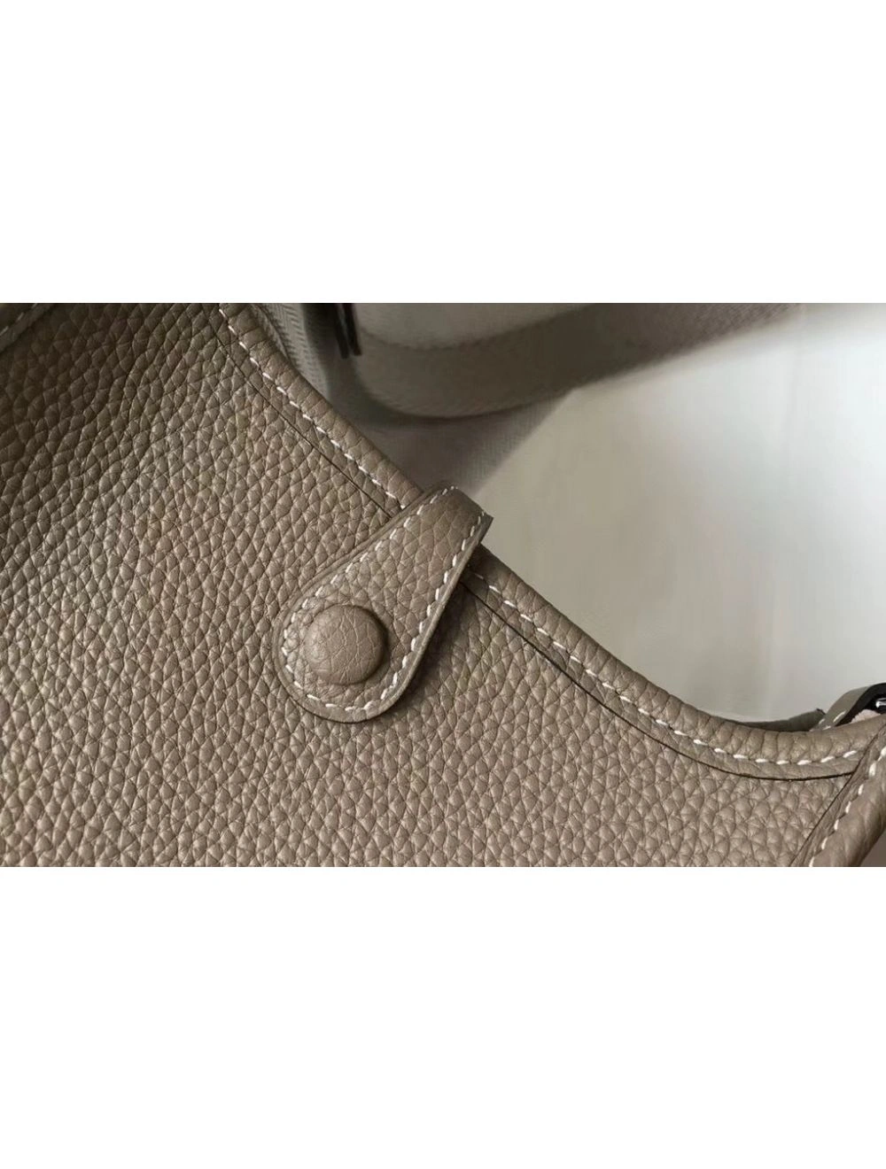Hermes Evelyne III TPM Bag In Tourterelle Clemence Leather