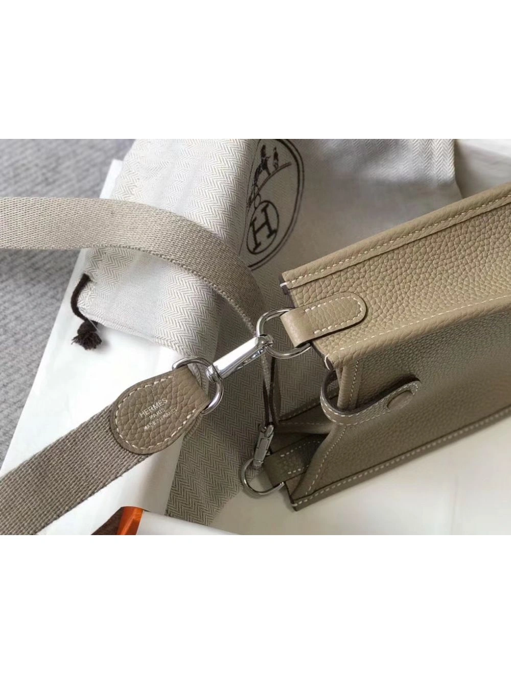 Hermes Evelyne III TPM Bag In Tourterelle Clemence Leather