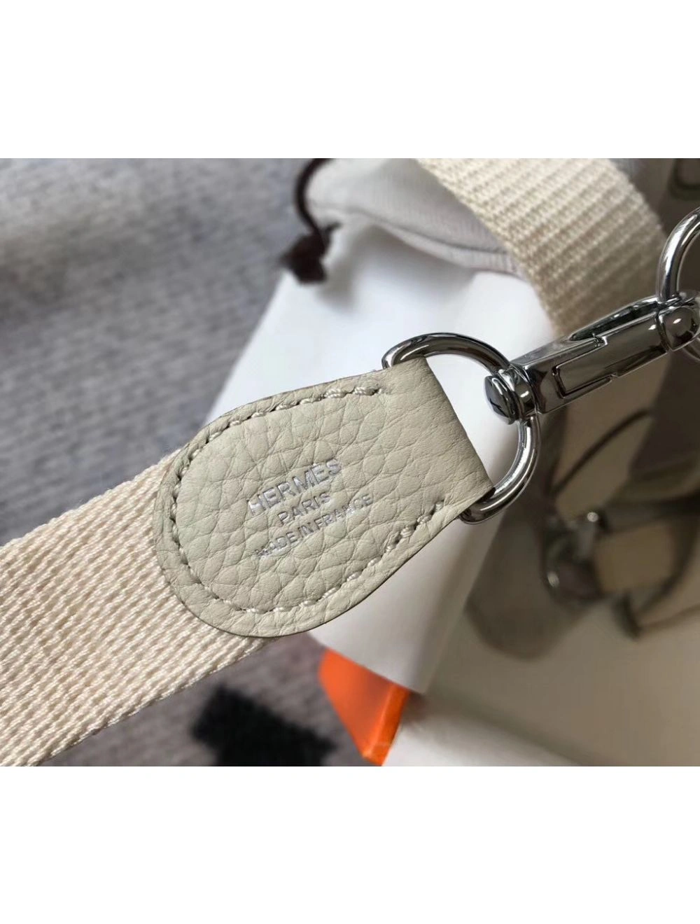 Hermes Evelyne III TPM Bag In beton Clemence Leather